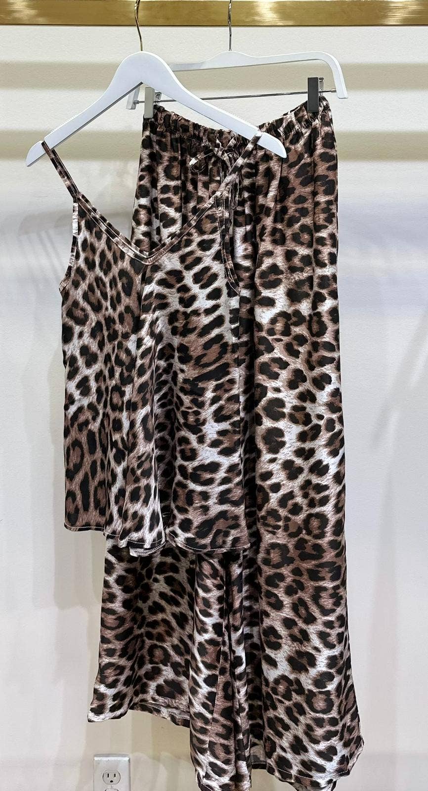 LEOPARD PRINT WIDE LEG PANTS