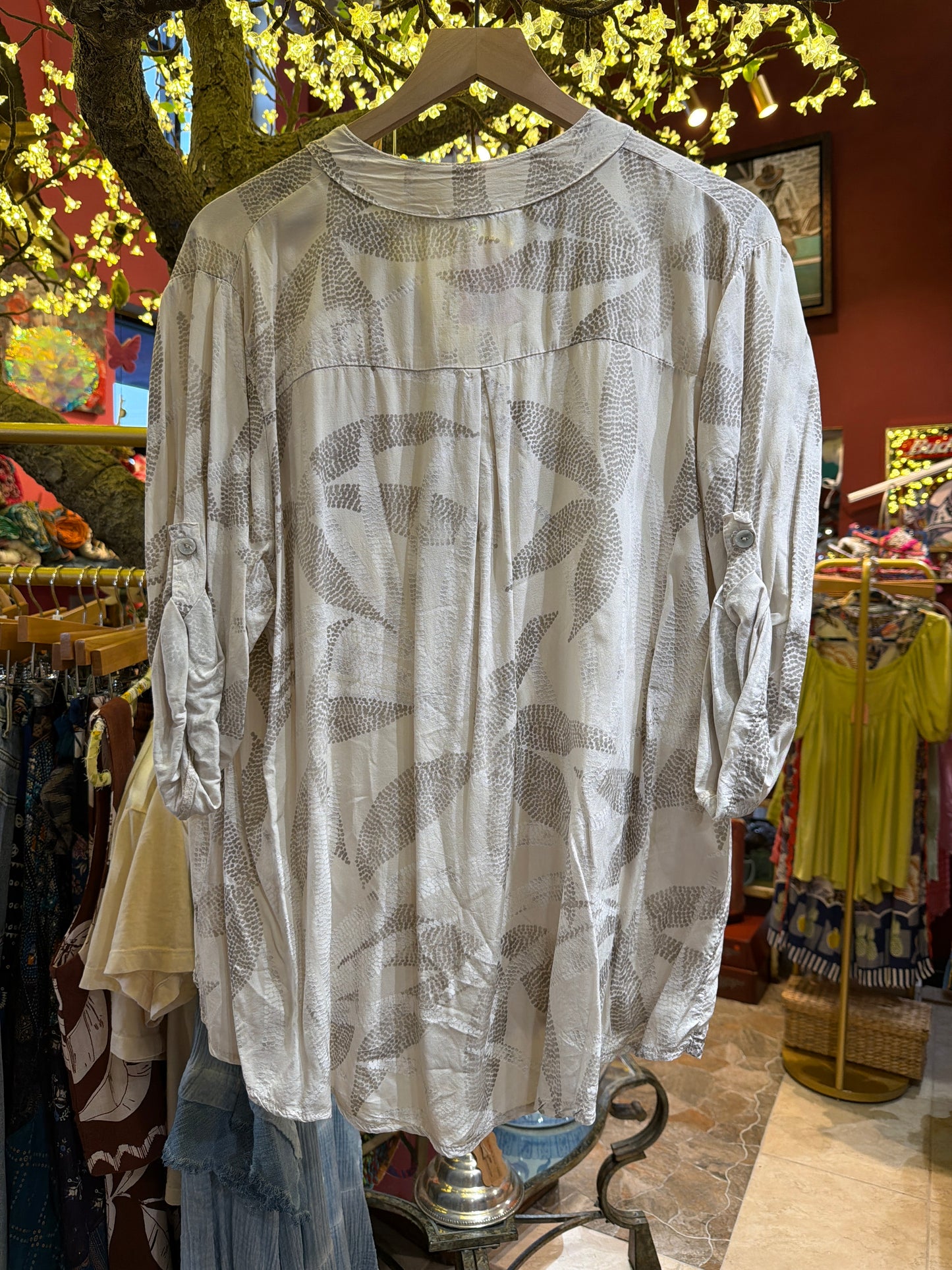 White and Beige Sequin Cap Collar Shirt