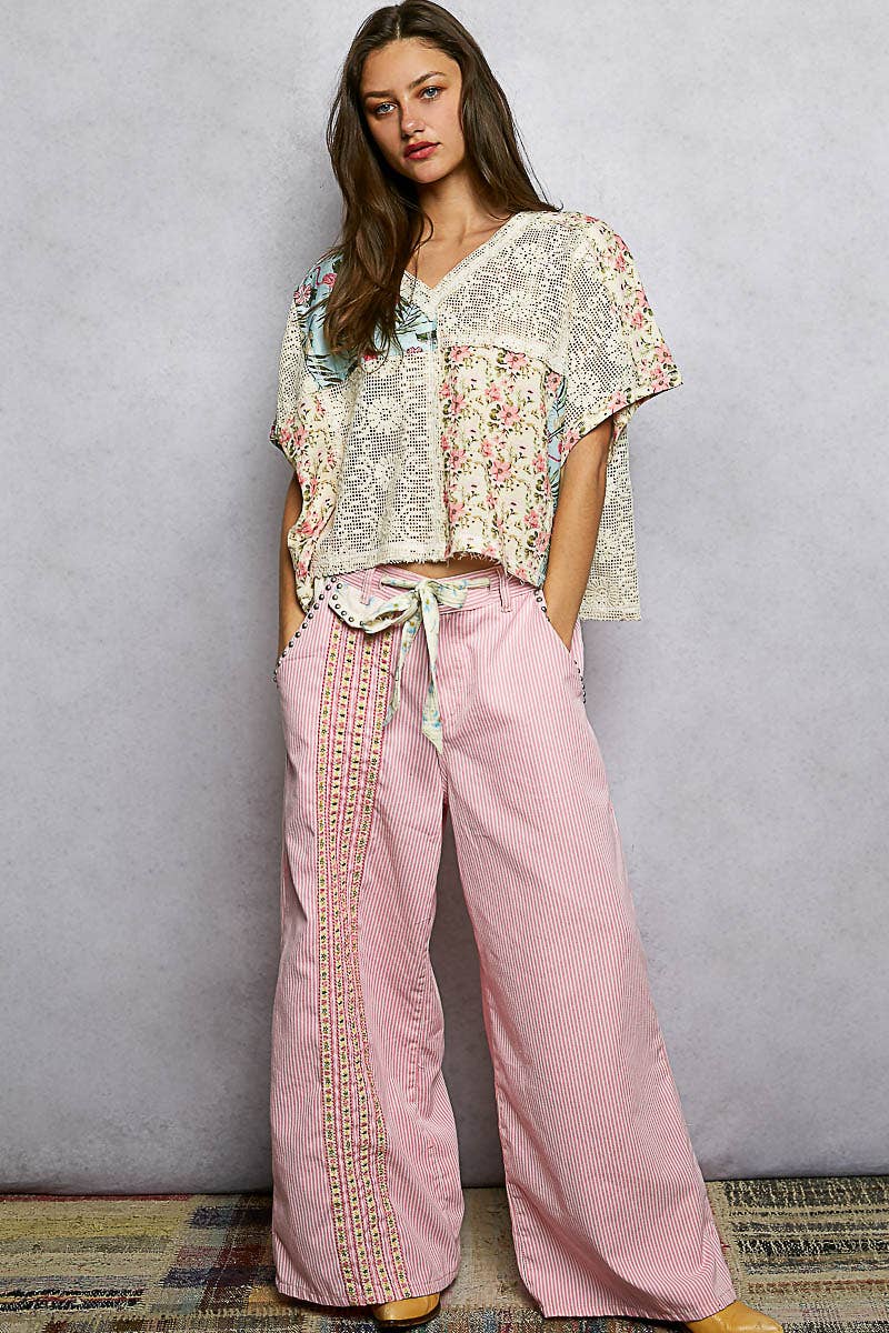 V-Neck Lace See Through Double Gauze Blouse