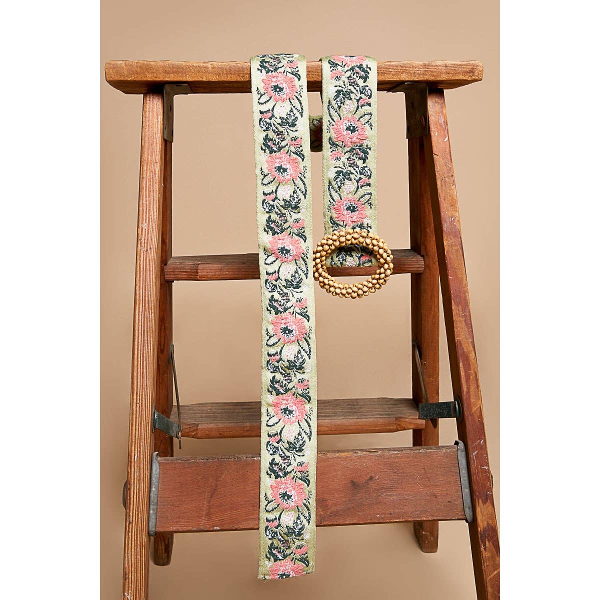 Green and Pink Floral pattern circular buckle belt