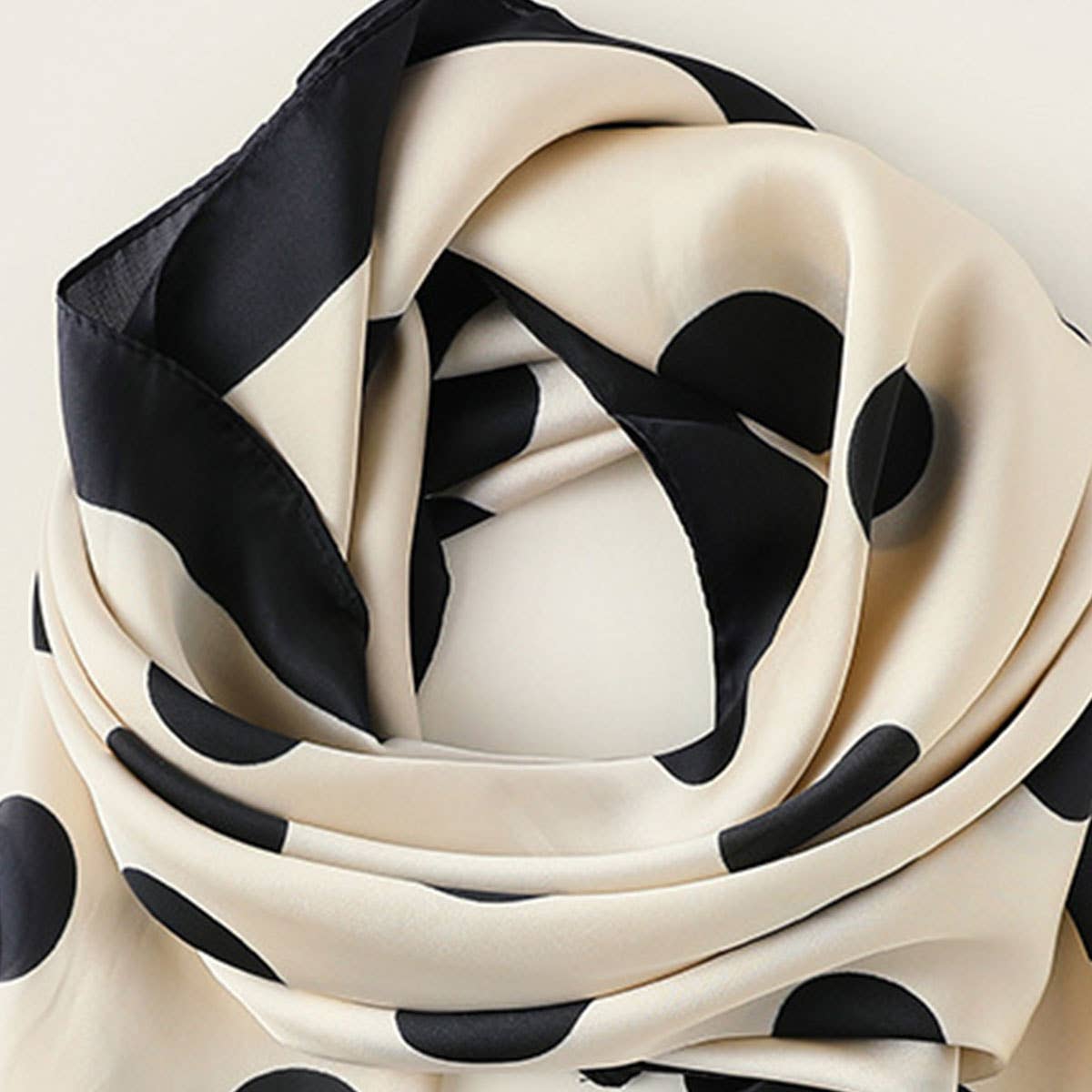 POLKA DOTS SQUARE SCARF NECK SCARVES KERCHIEF