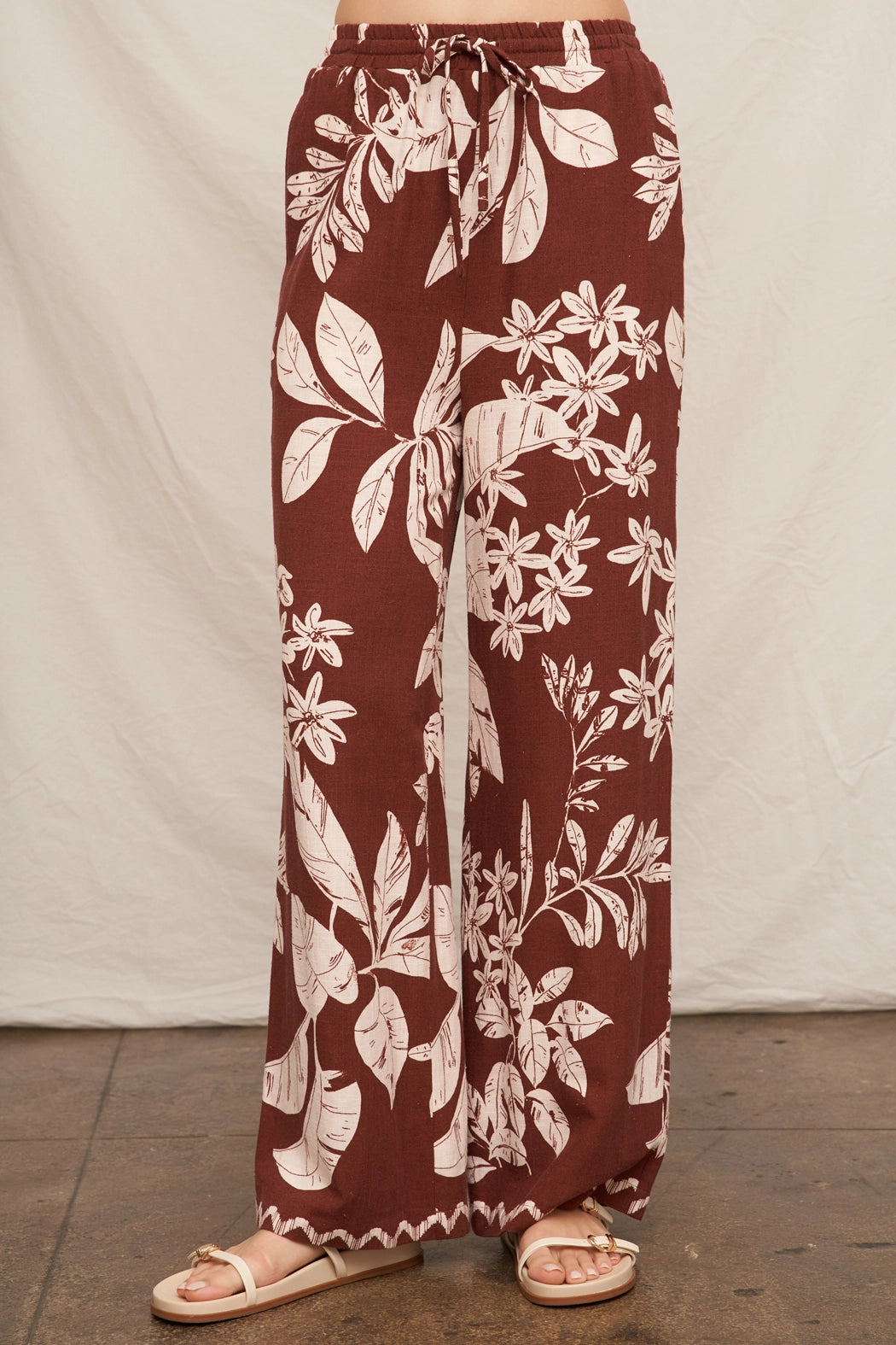 Chocolate and Cream Tropical Print Set