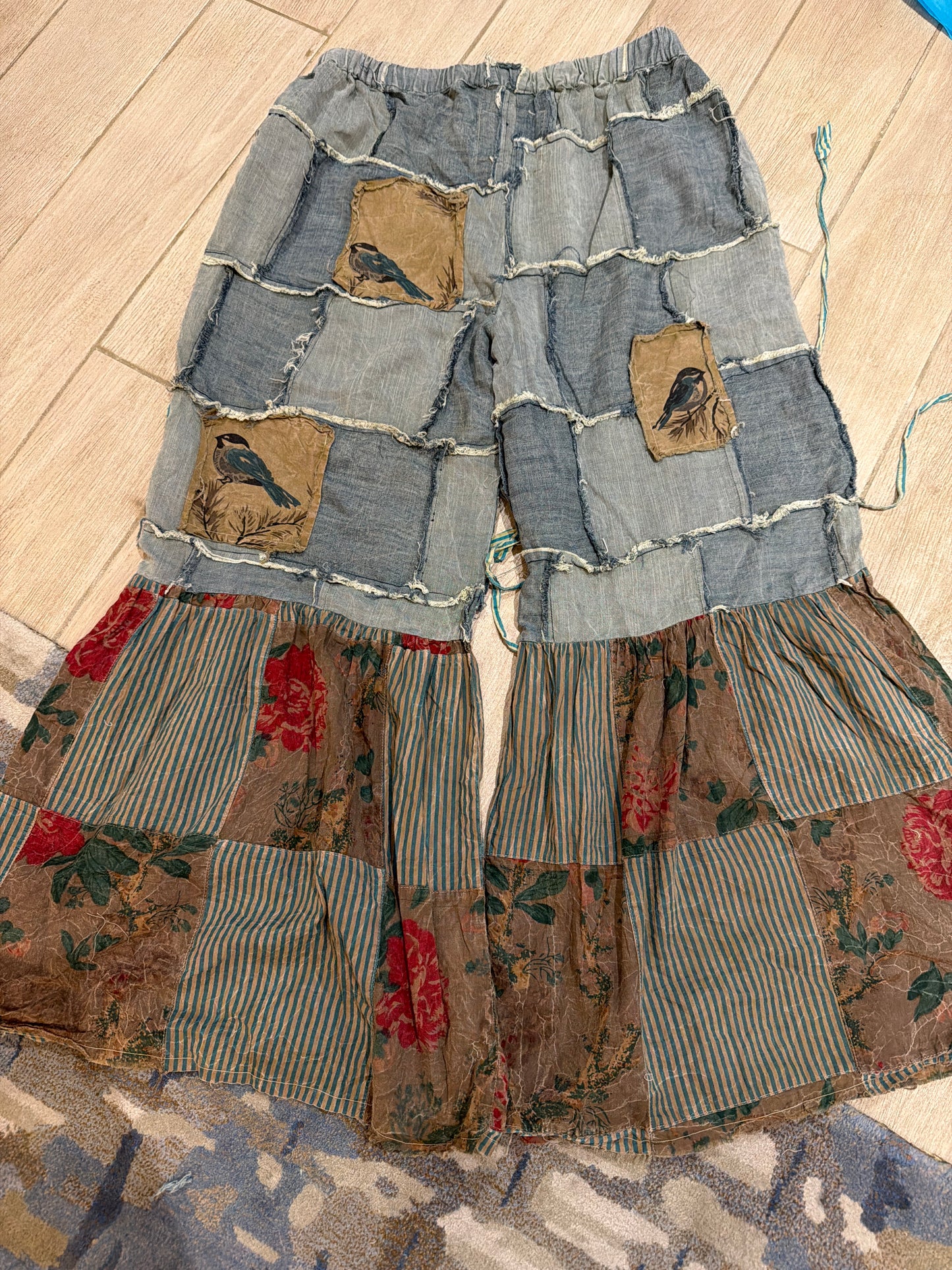 Blue bird flare pants