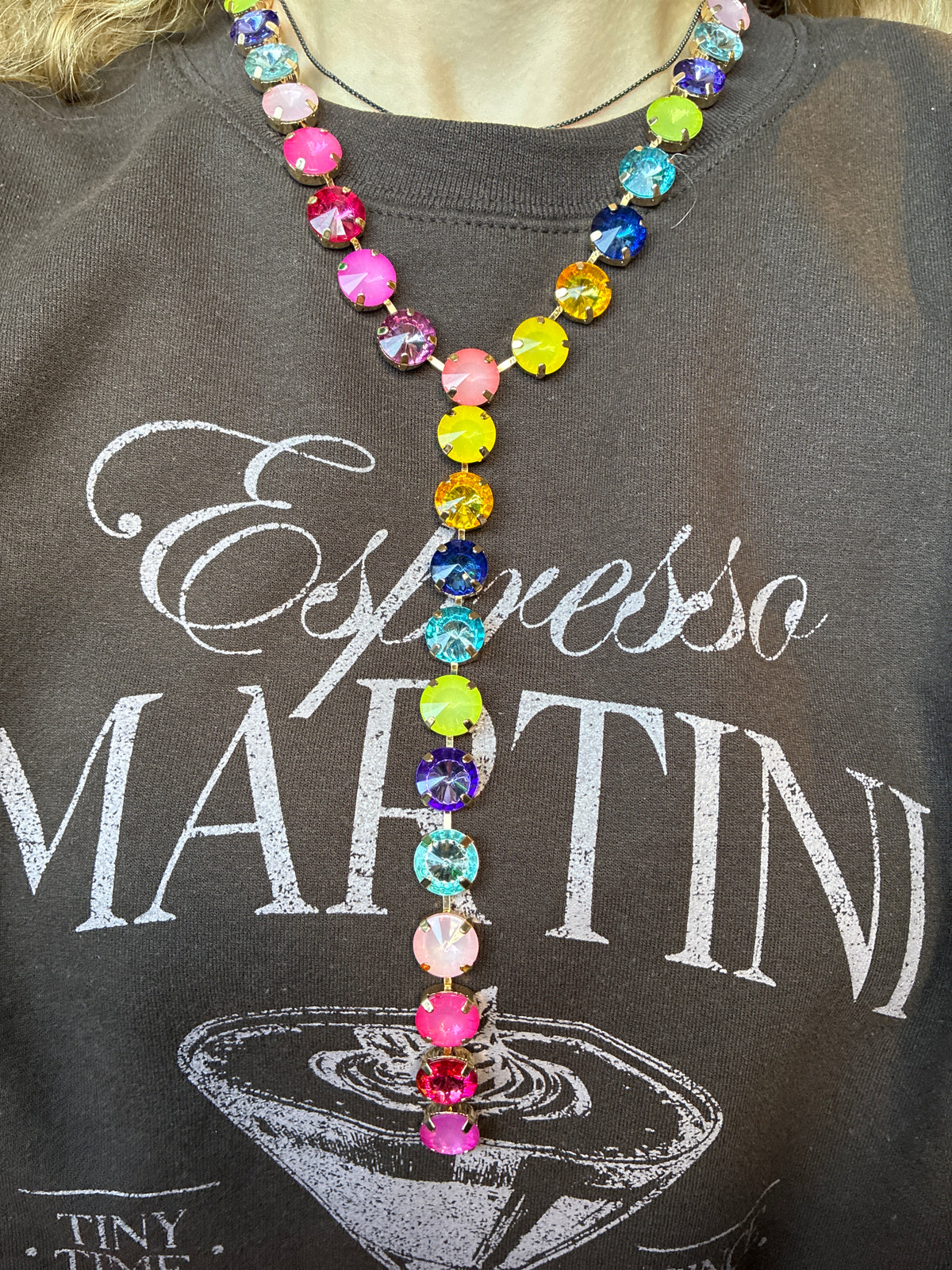 Rainbow drop lariat