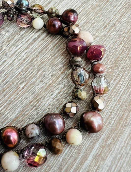 Vintage Rose Crocheted Necklace With Stones And Pearls