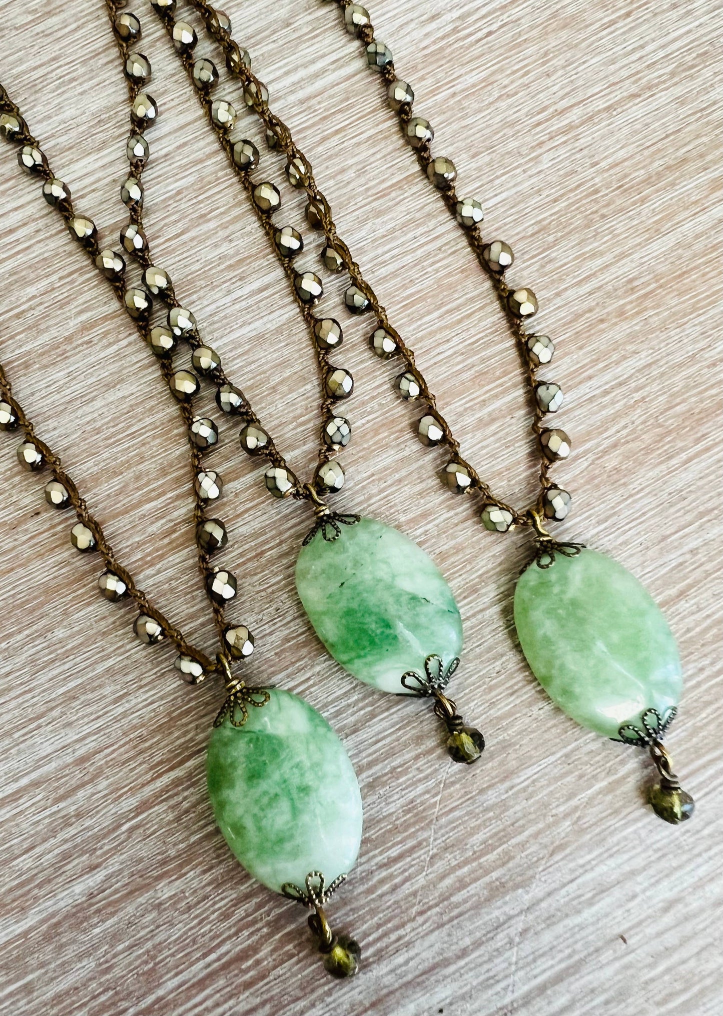 Victorian Green Aventurine Stone Drop Vintage Style Necklace