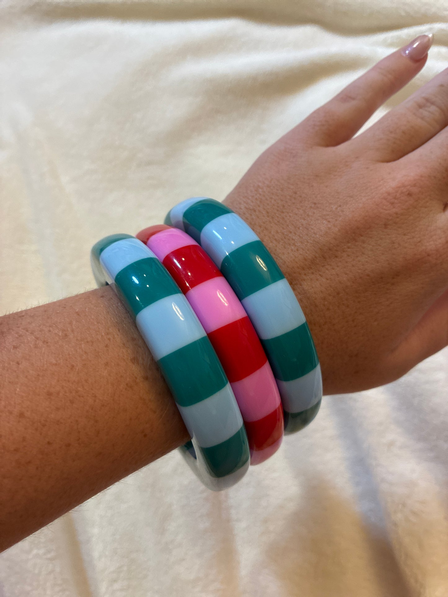 3 Colored Bangle Set