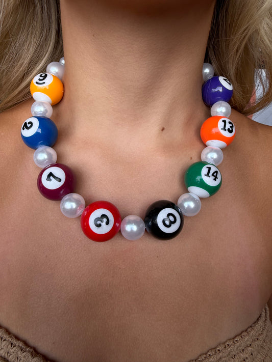 Chunky Pearl Billiard Necklace