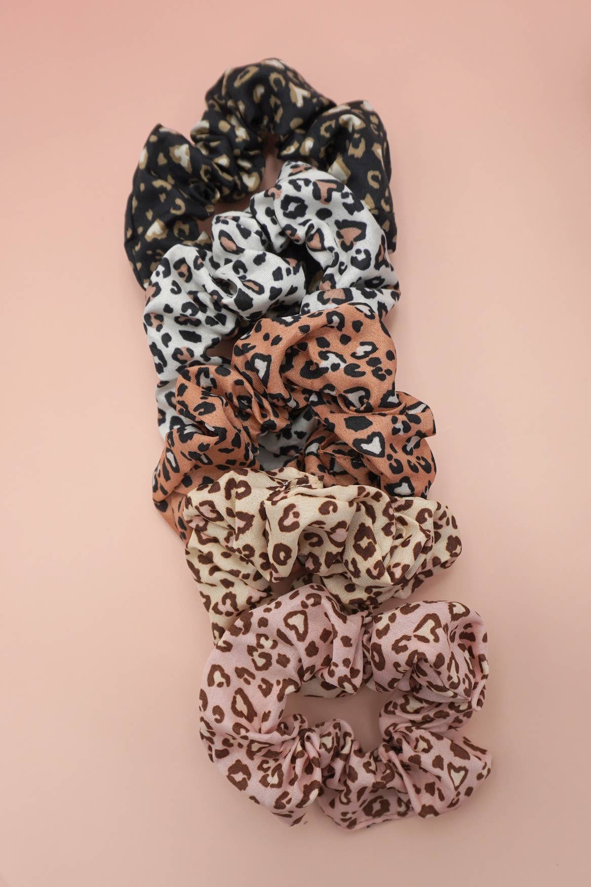 LEOPARD PATTERN SCRUNCHIES SET OF 5