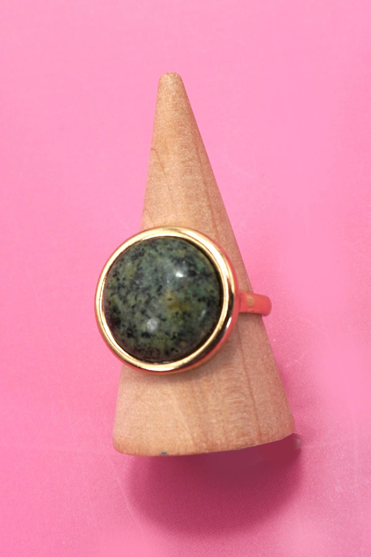 NATURAL STONE COCKTAIL STATEMENT RING