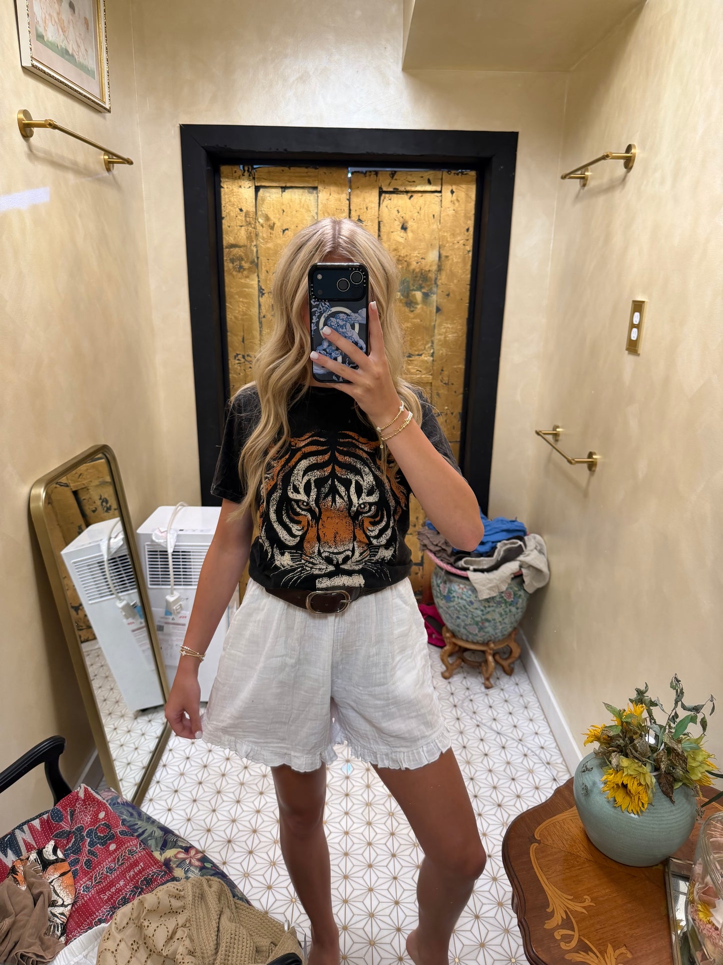 WHITE COTTON SHORTS