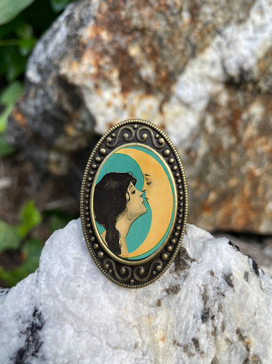 Moon Kiss Antiqued Bronze Adjustable Ring