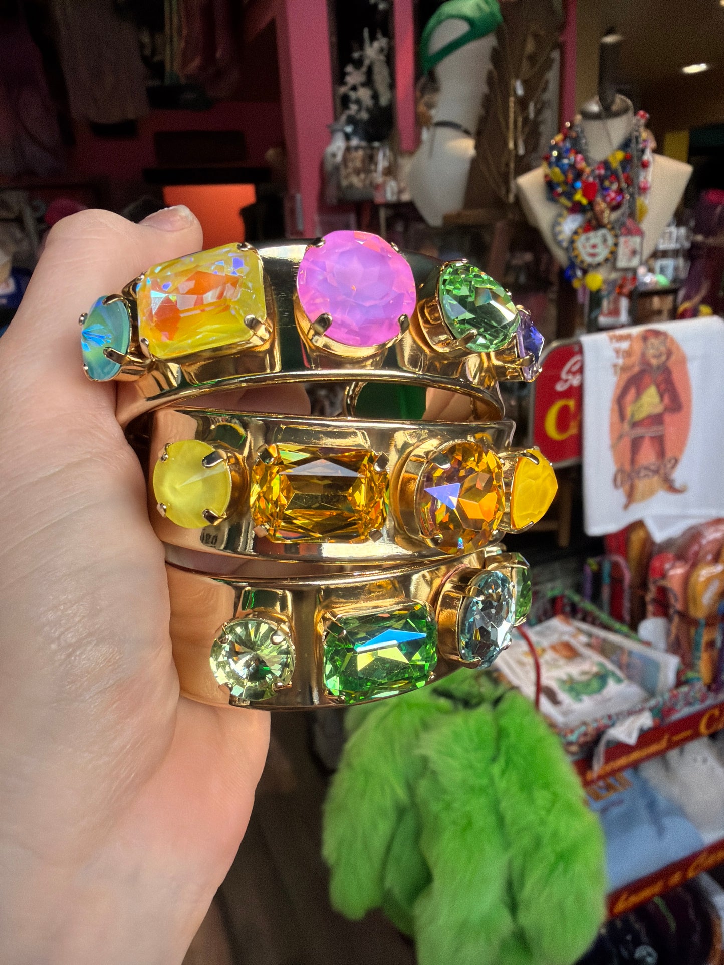 CUFF CRAZY