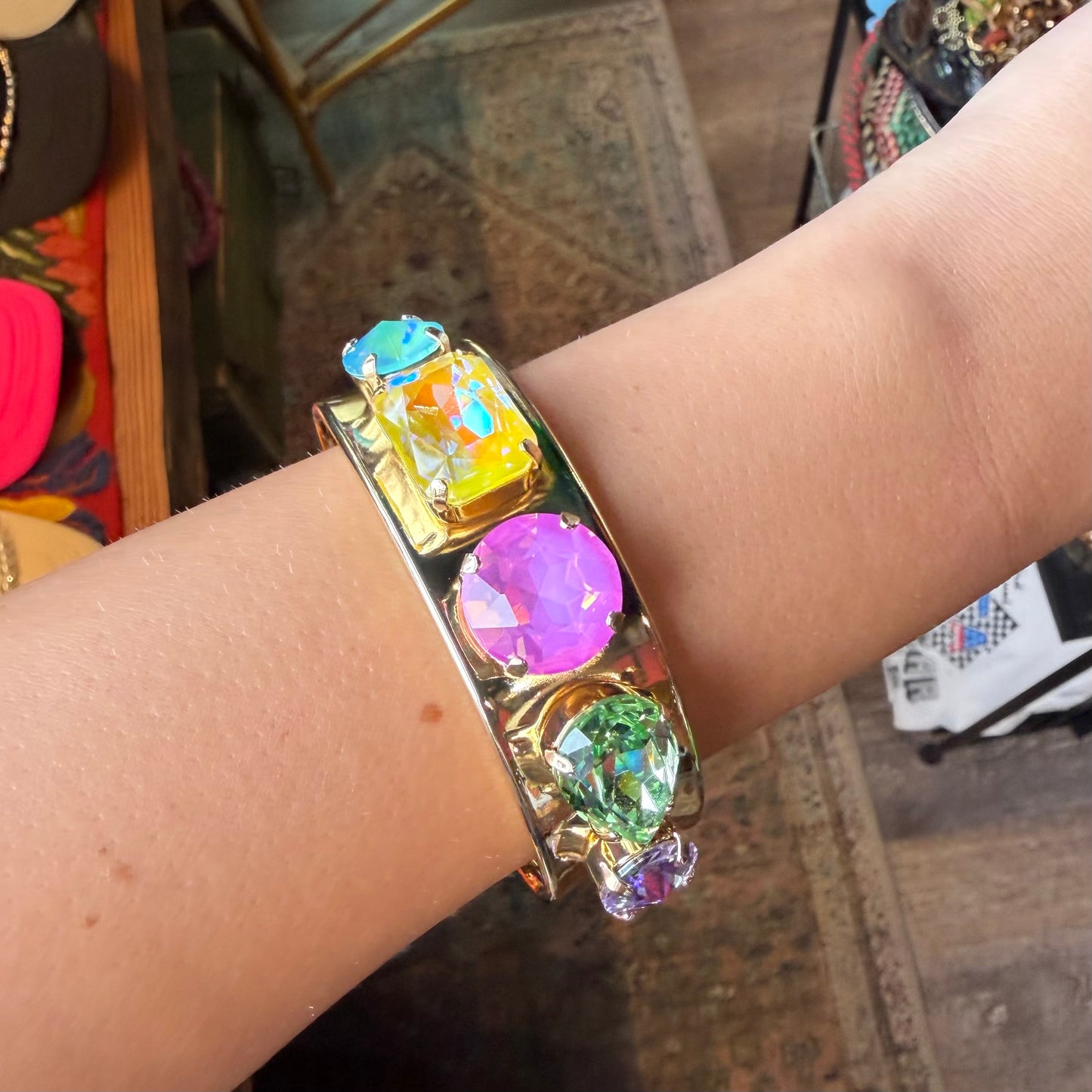 CUFF CRAZY