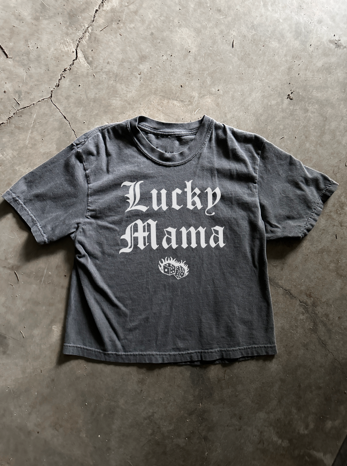 Lucky Mama Trendy Graphic Edgy 90s Cropped Vintage Tee