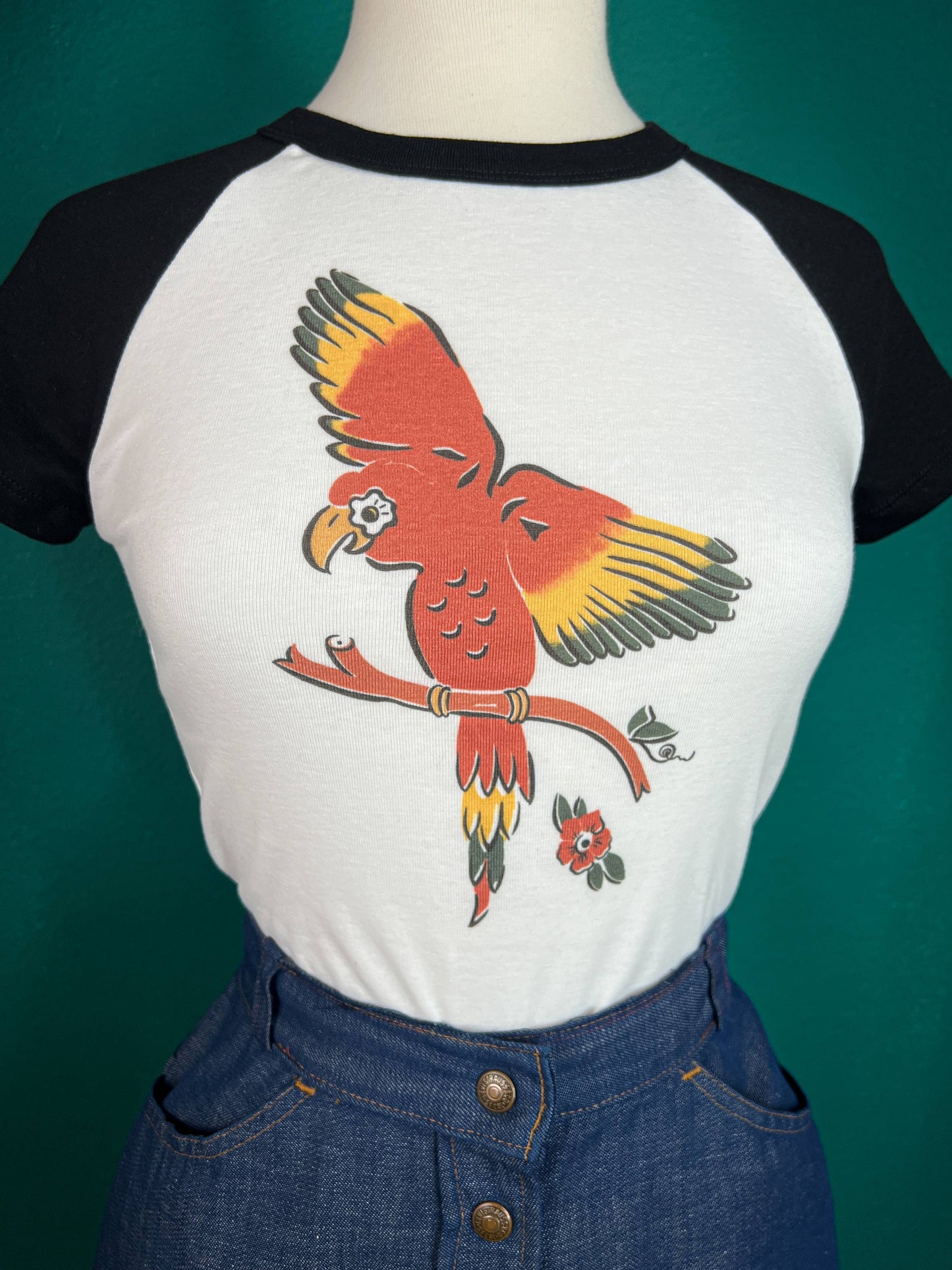 The Parrot Short Raglan Cropped Baby tee in White/Black