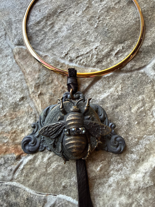 Vintage Gold Bumblebee Choker