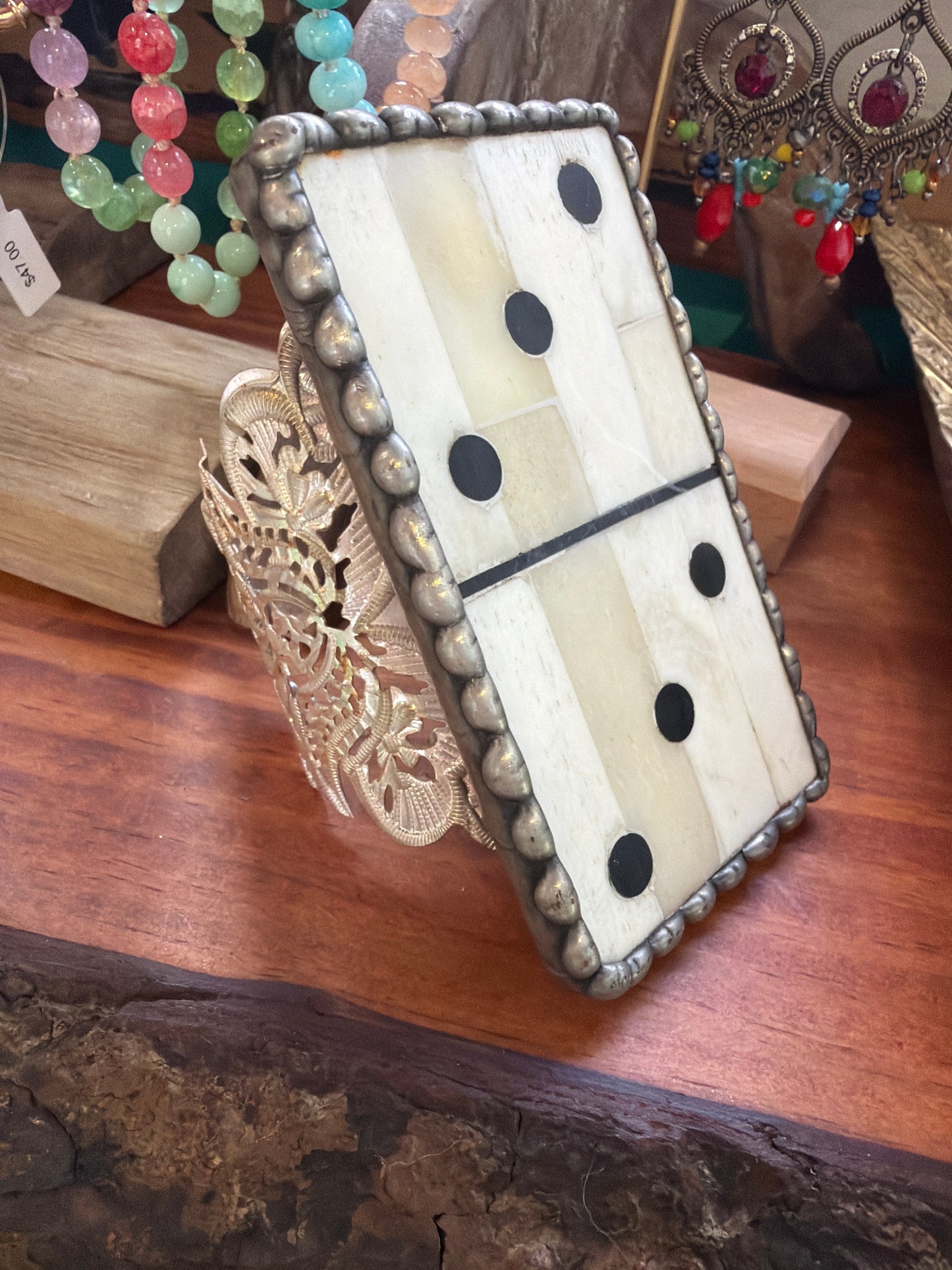 Domino Cuff