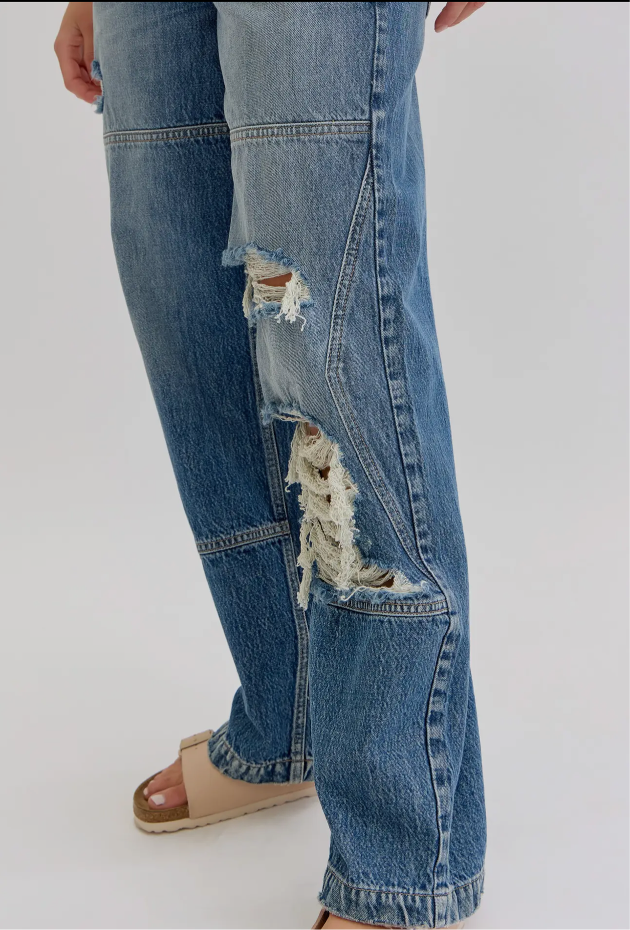 Low Rise Baggy Jeans