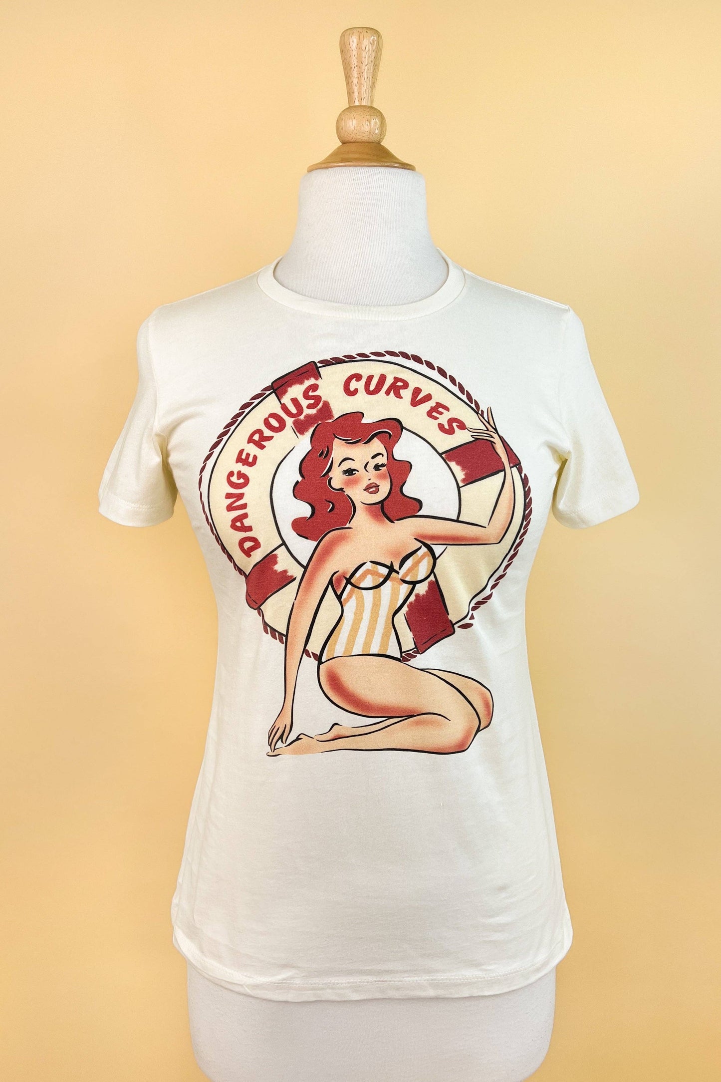 Dangerous curves Fitted Tee in Ivory