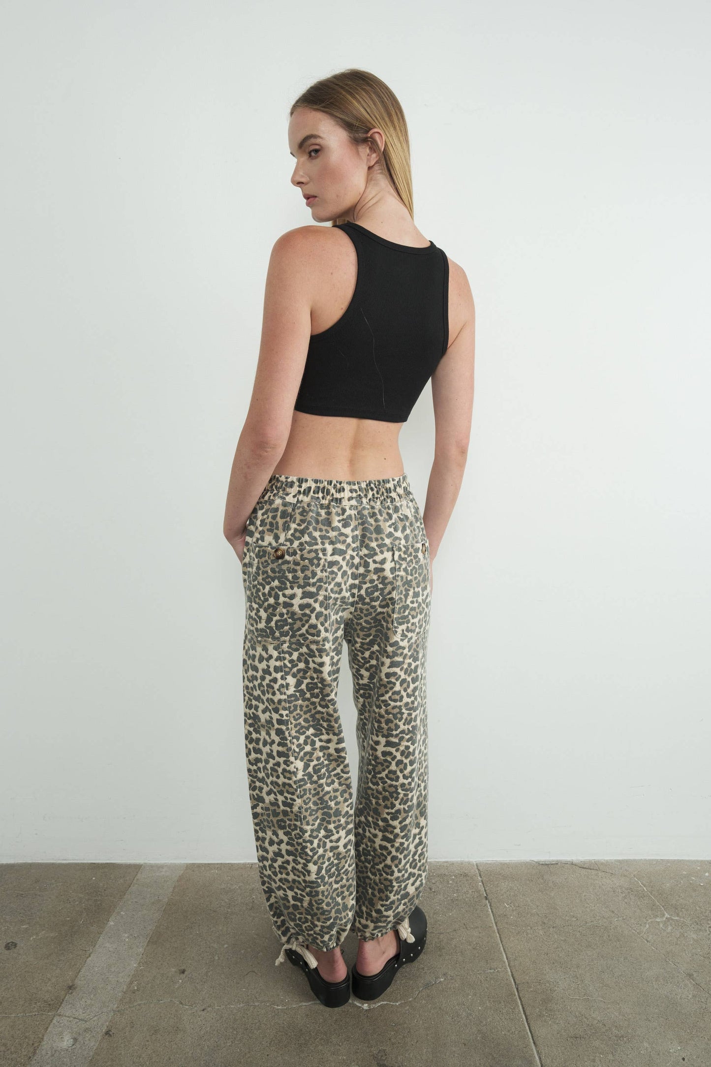 LEOPARD PRINT RELAXED FIT PULL-ON PANTS