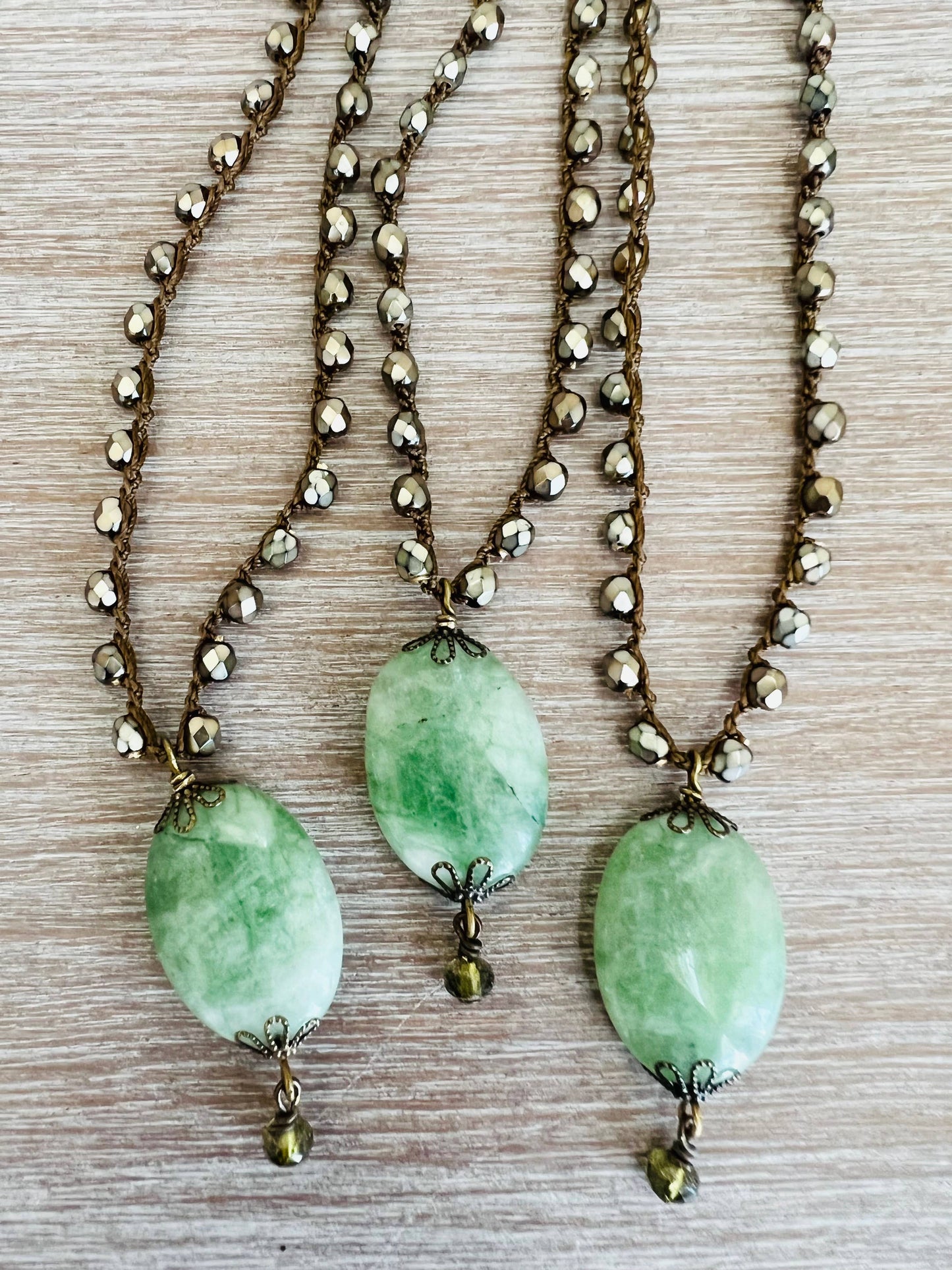 Victorian Green Aventurine Stone Drop Vintage Style Necklace