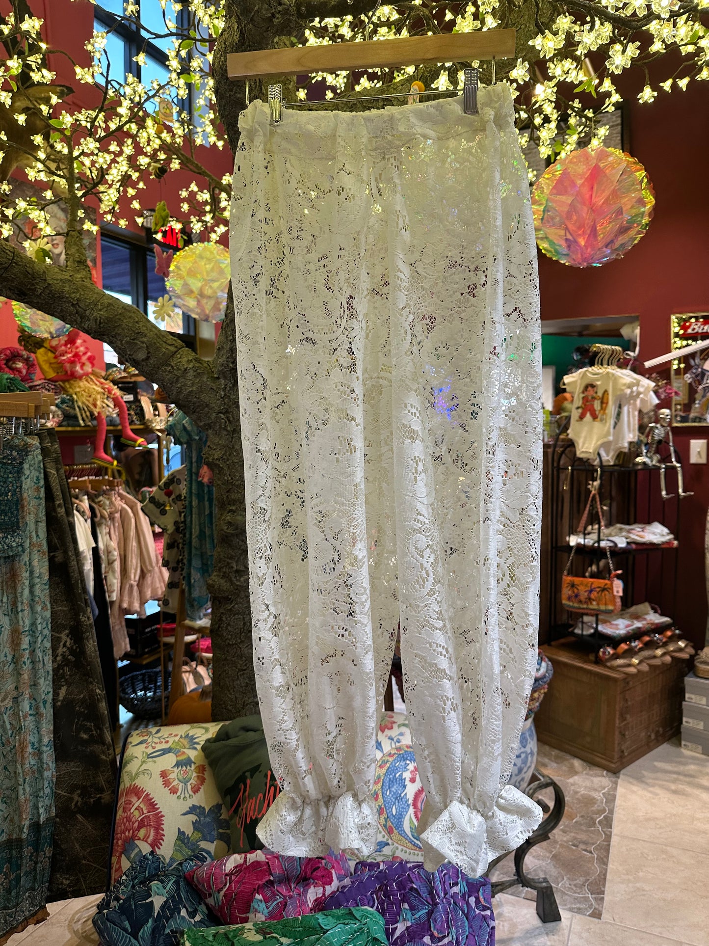 Delicate Rose White Lace Bloomers