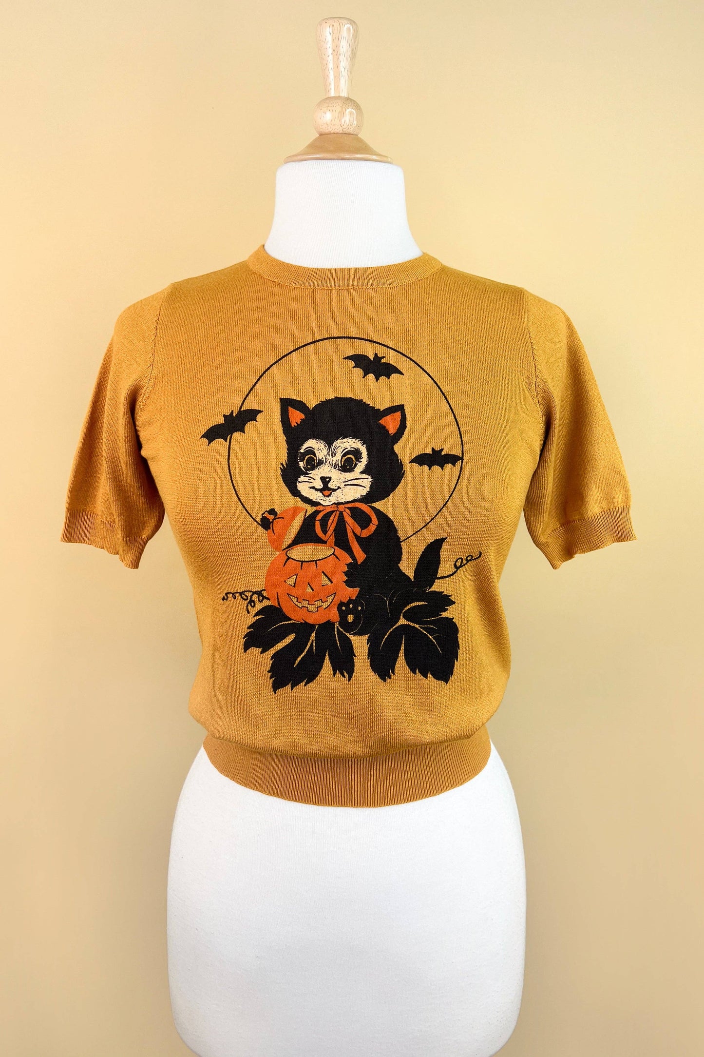 Black Cat Night short sleeve Sweater in Bronze