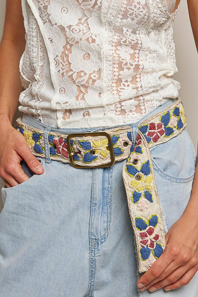 Handcrafted Flower Embroidered Bead Accessory Belt