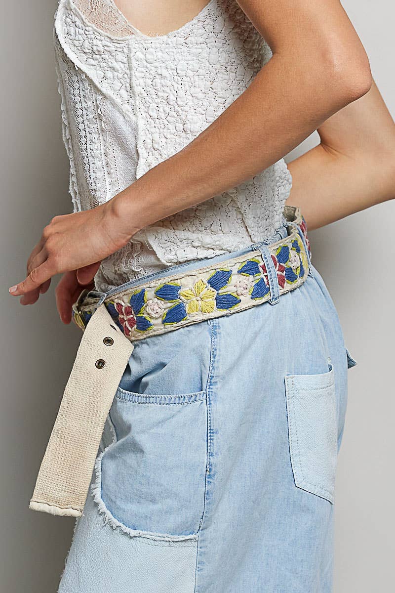 Handcrafted Flower Embroidered Bead Accessory Belt
