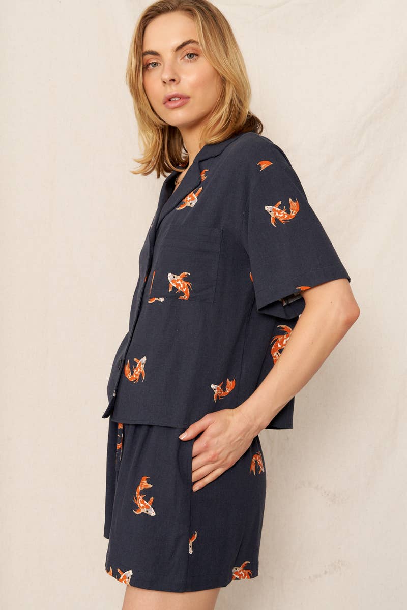 Koi Fish Print Short Sleeve Button Down Shirt