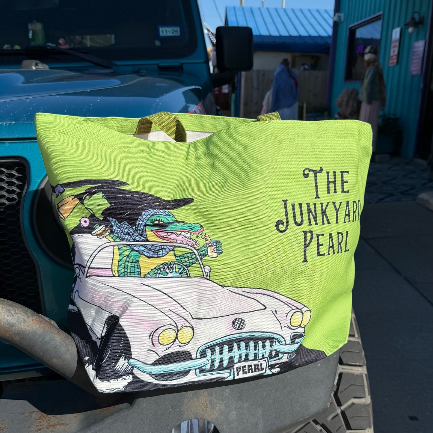The Junkyard Pearl XL Tote Bag