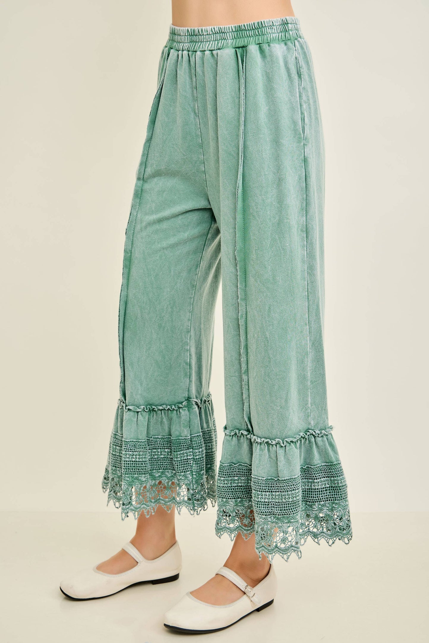 Mineral Washed Delicate lace trim hem Cropped Pants