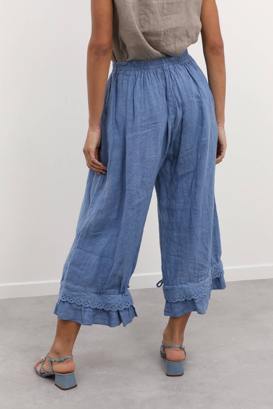 Eyelet Embroidery Linen Bloomers