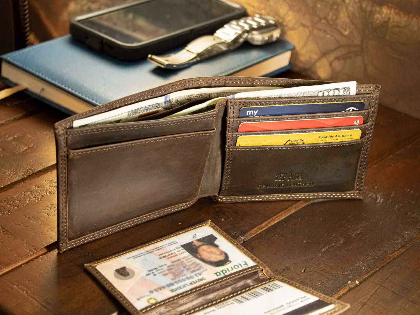 Dolphin Mahi Men's Bifold Woven Patch Leather Wallet.