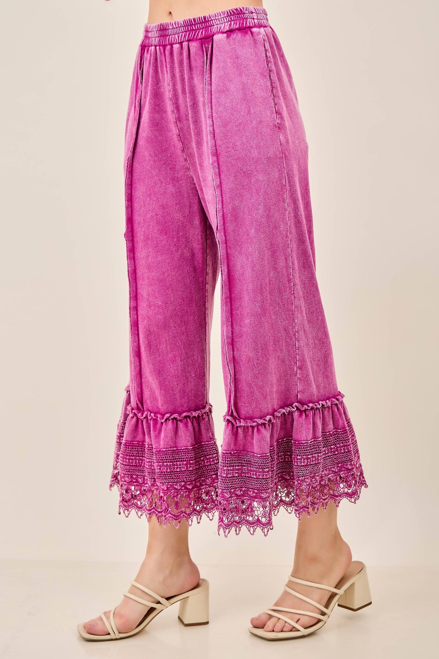 Mineral Washed Delicate lace trim hem Cropped Pants