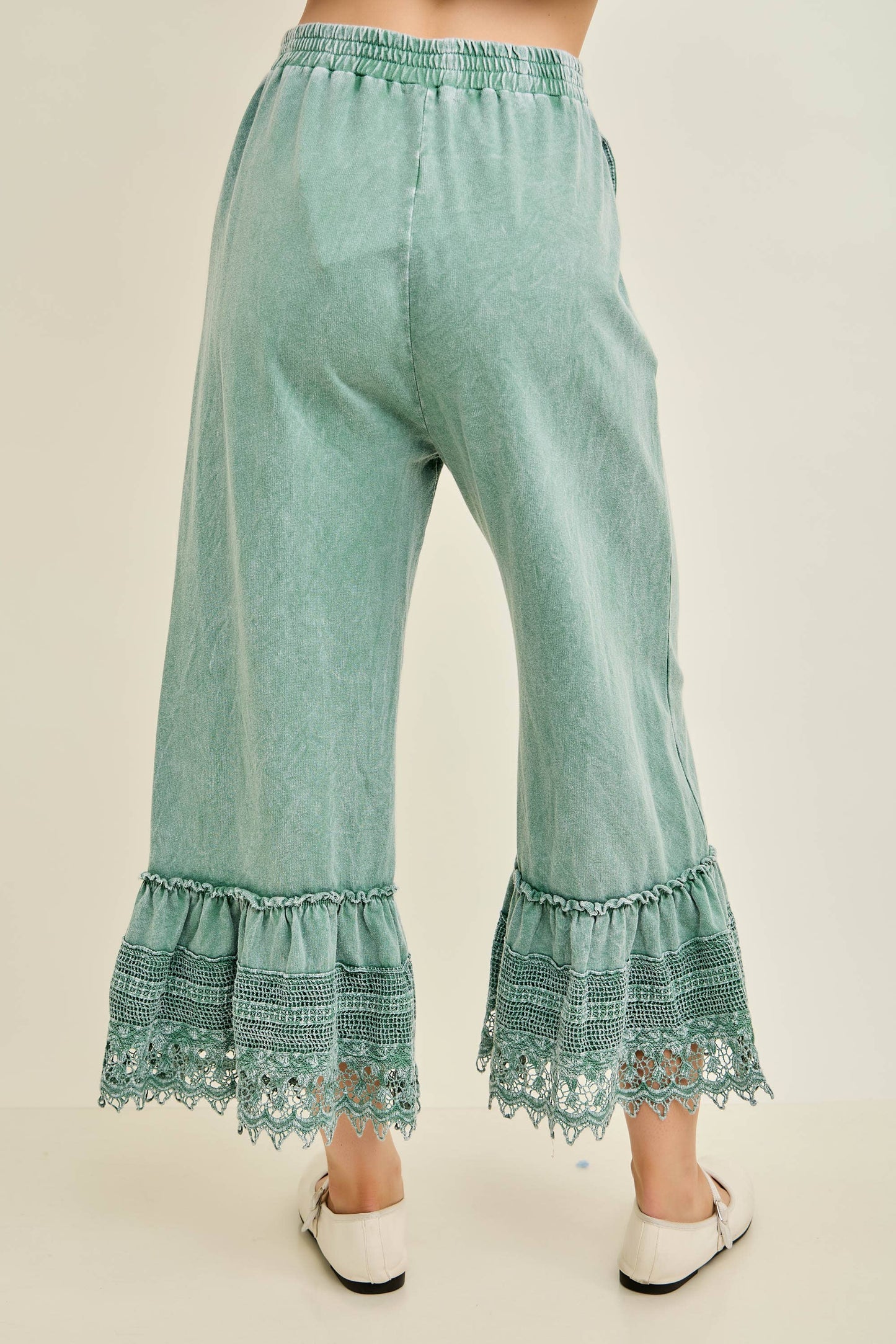 Mineral Washed Delicate lace trim hem Cropped Pants