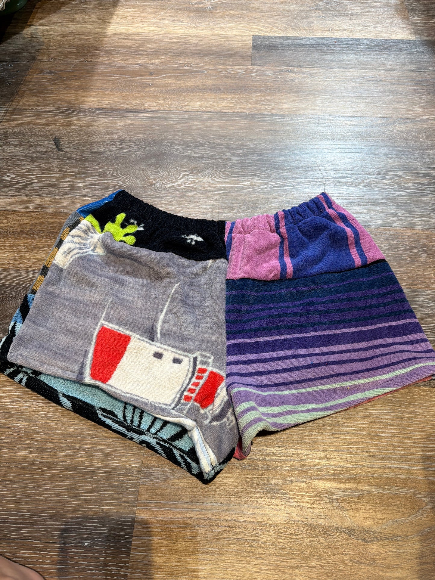 BEACH TOWEL SHORTS