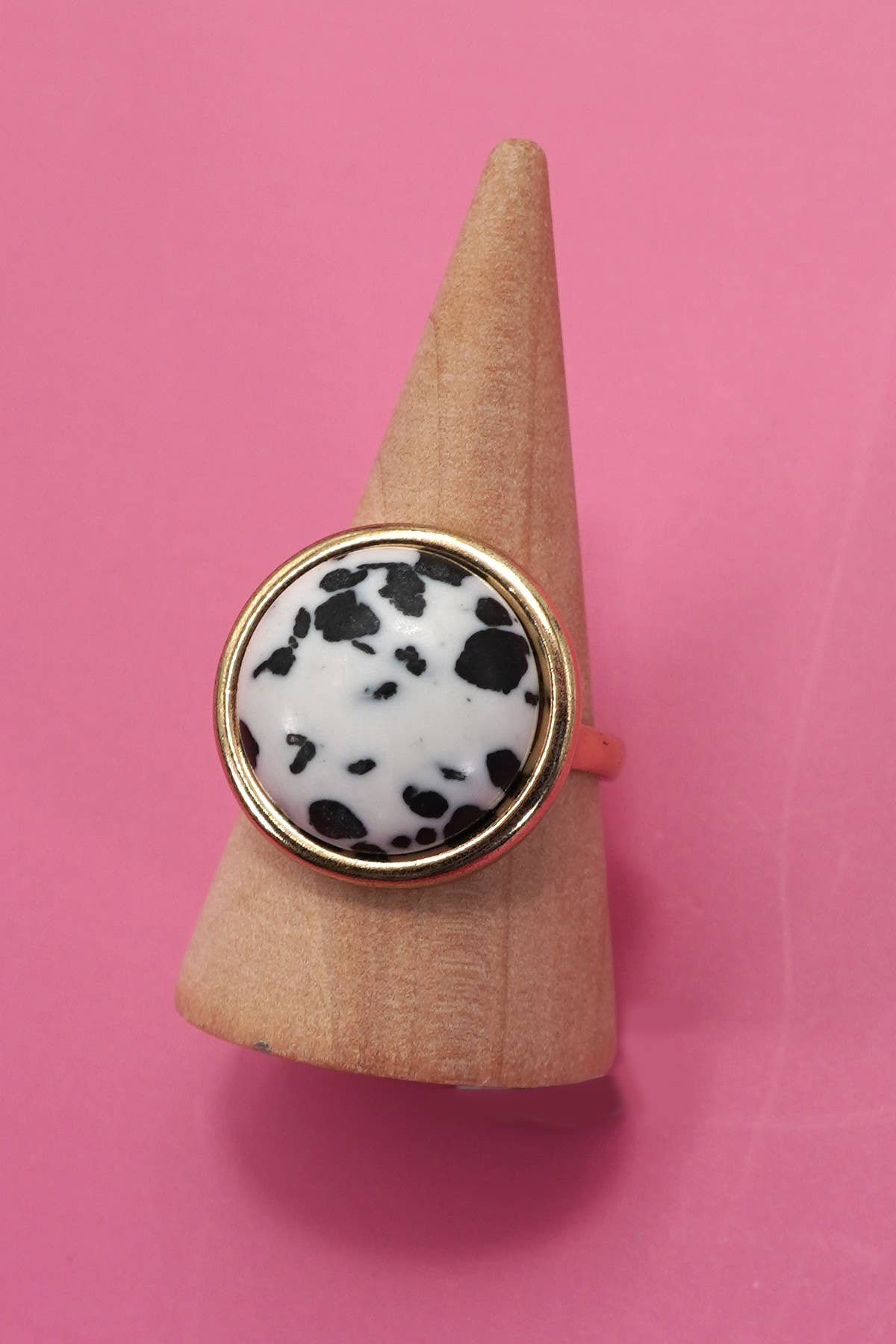 NATURAL STONE COCKTAIL STATEMENT RING