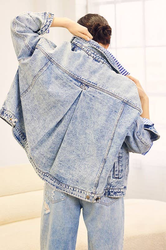 DENIM BUTTON-UP JACKET