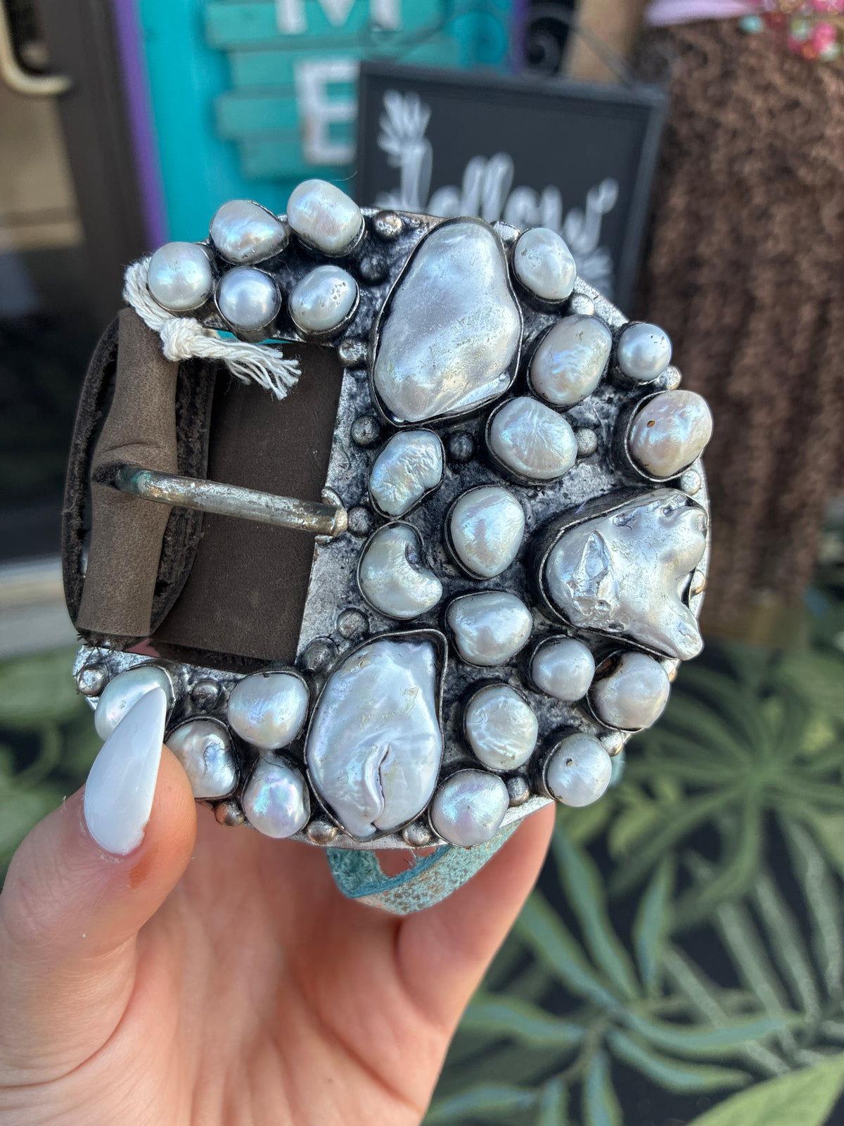 Pearl belt 8