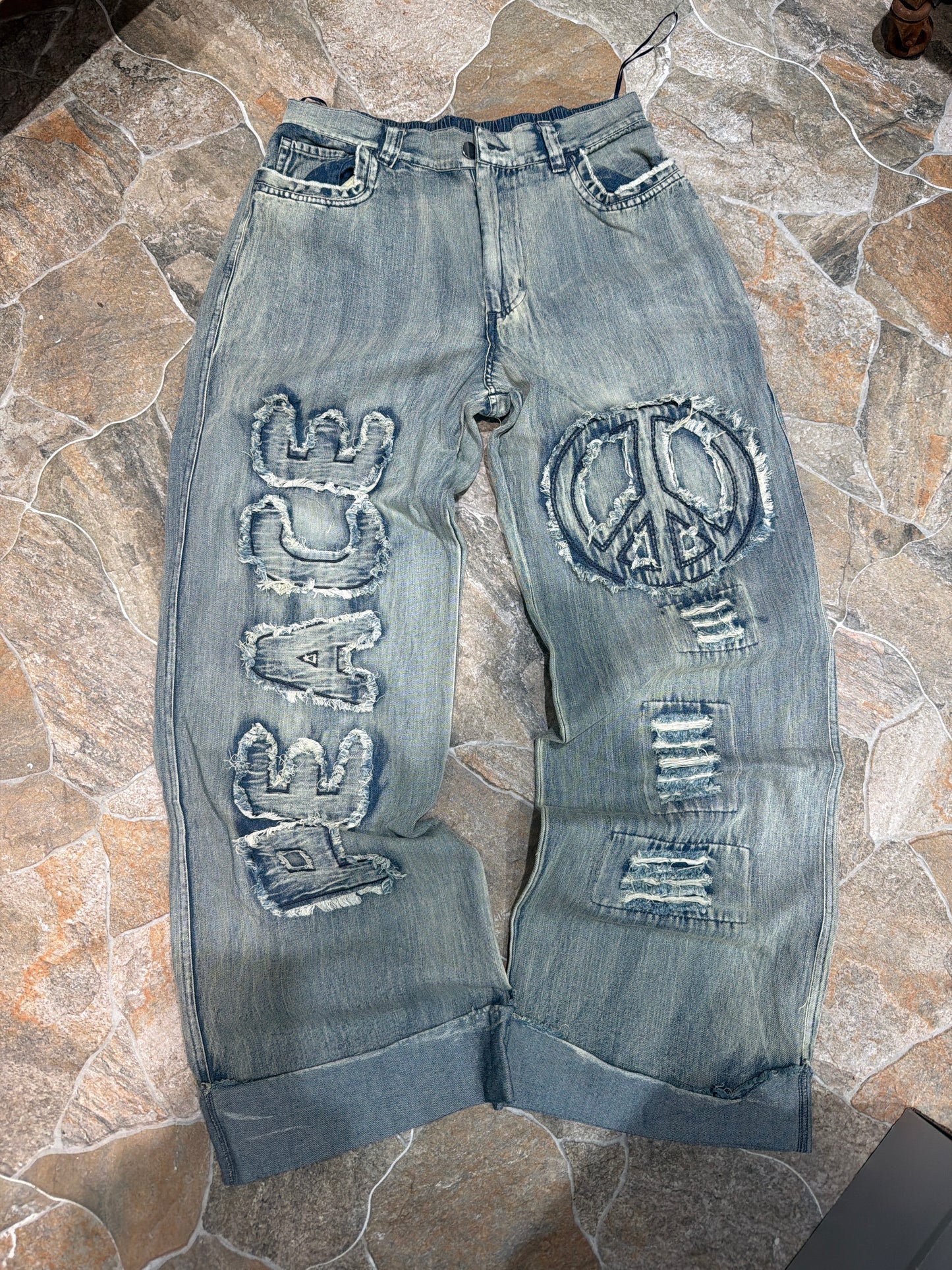 DENIM PEACE SIGN  PATCH PANTS