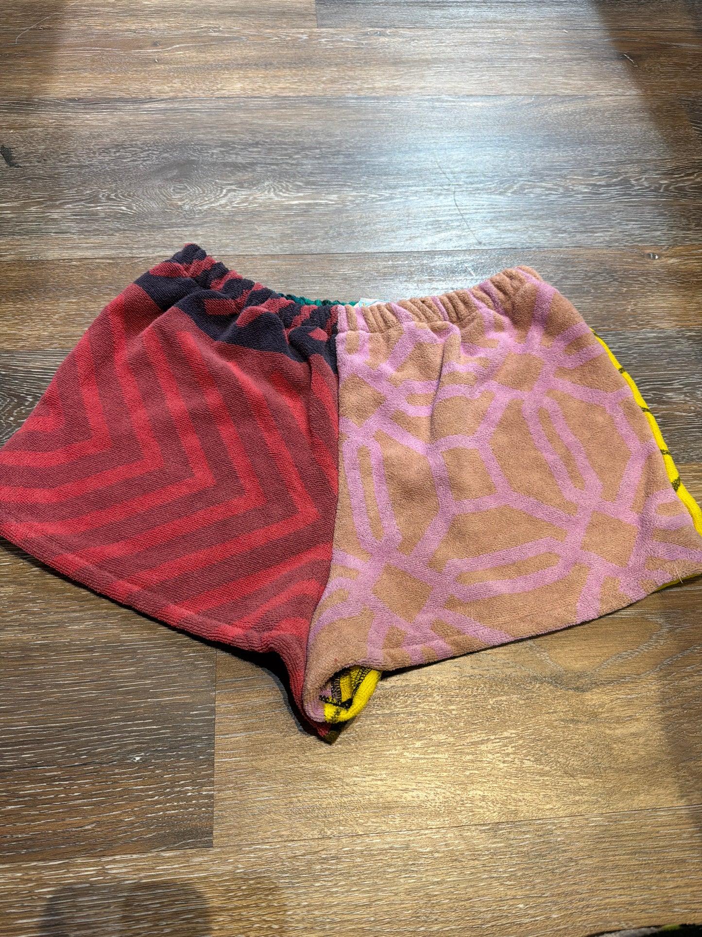 BEACH TOWEL SHORTS
