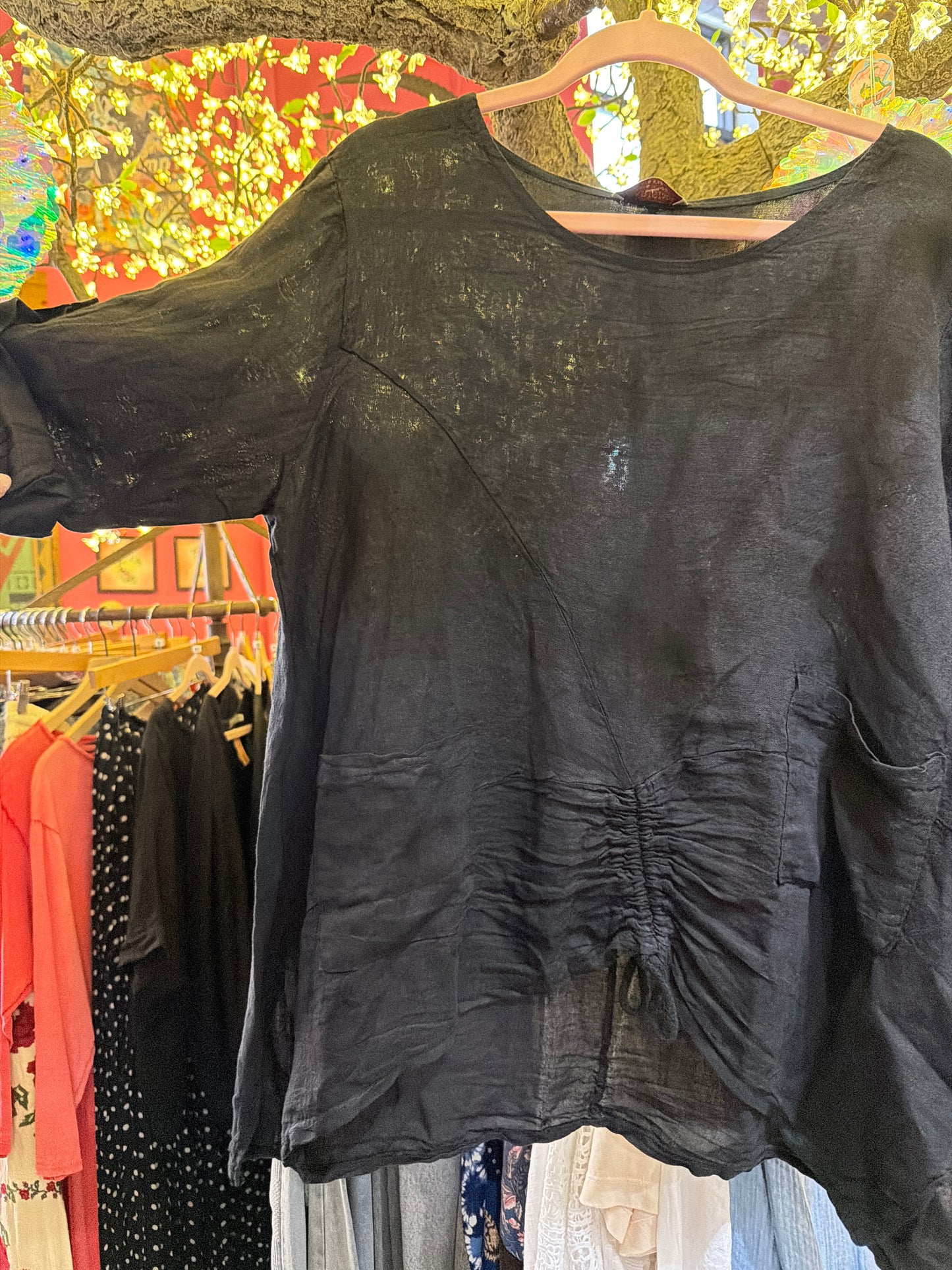 Black Runched Front w Pockets