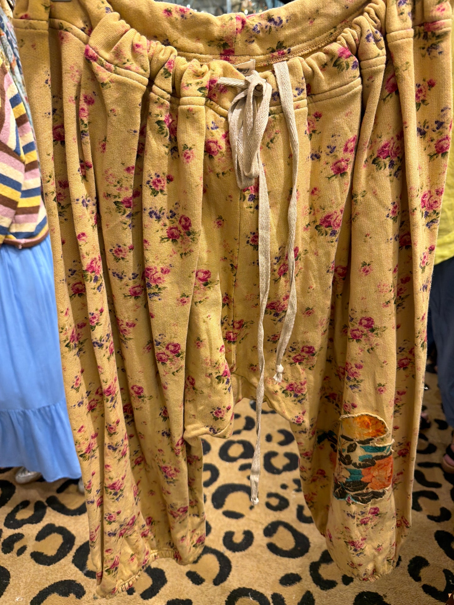 Weathered Comfort Floral Bouquet Sweatpants