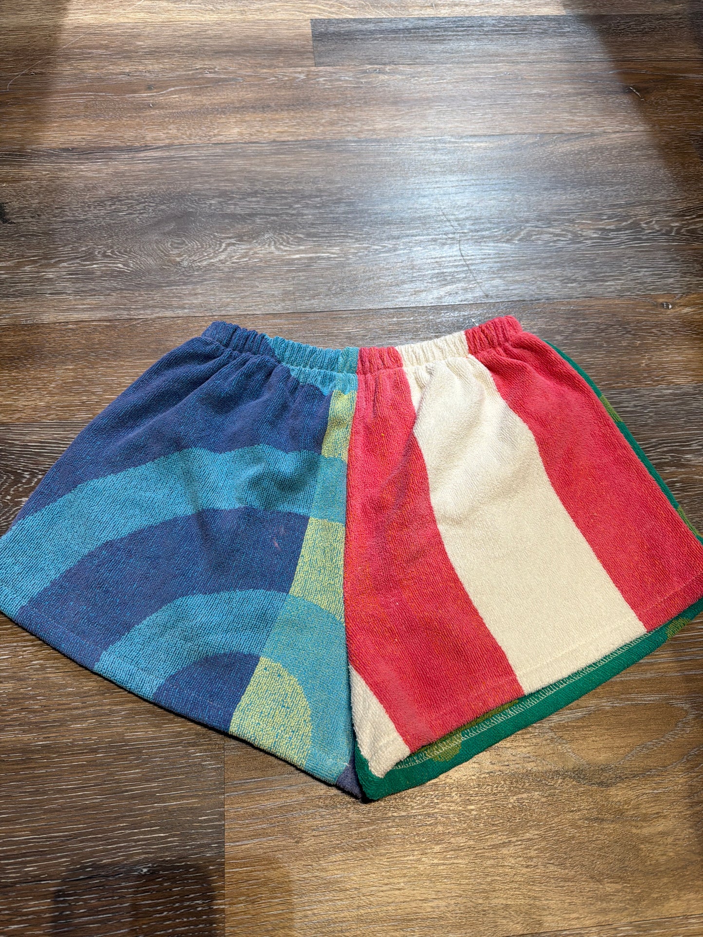 BEACH TOWEL SHORTS