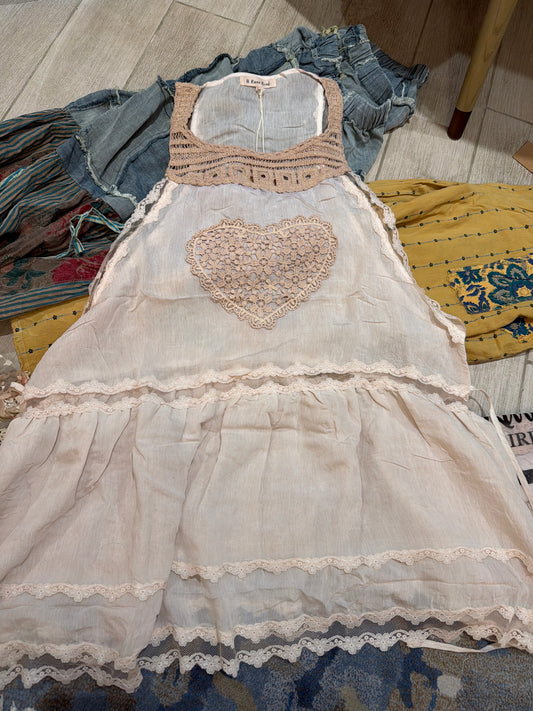 Sweet heart Pinafore