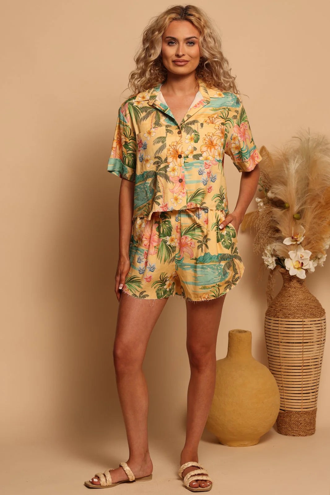 Classic Tropics Vintage Vacation Short Set