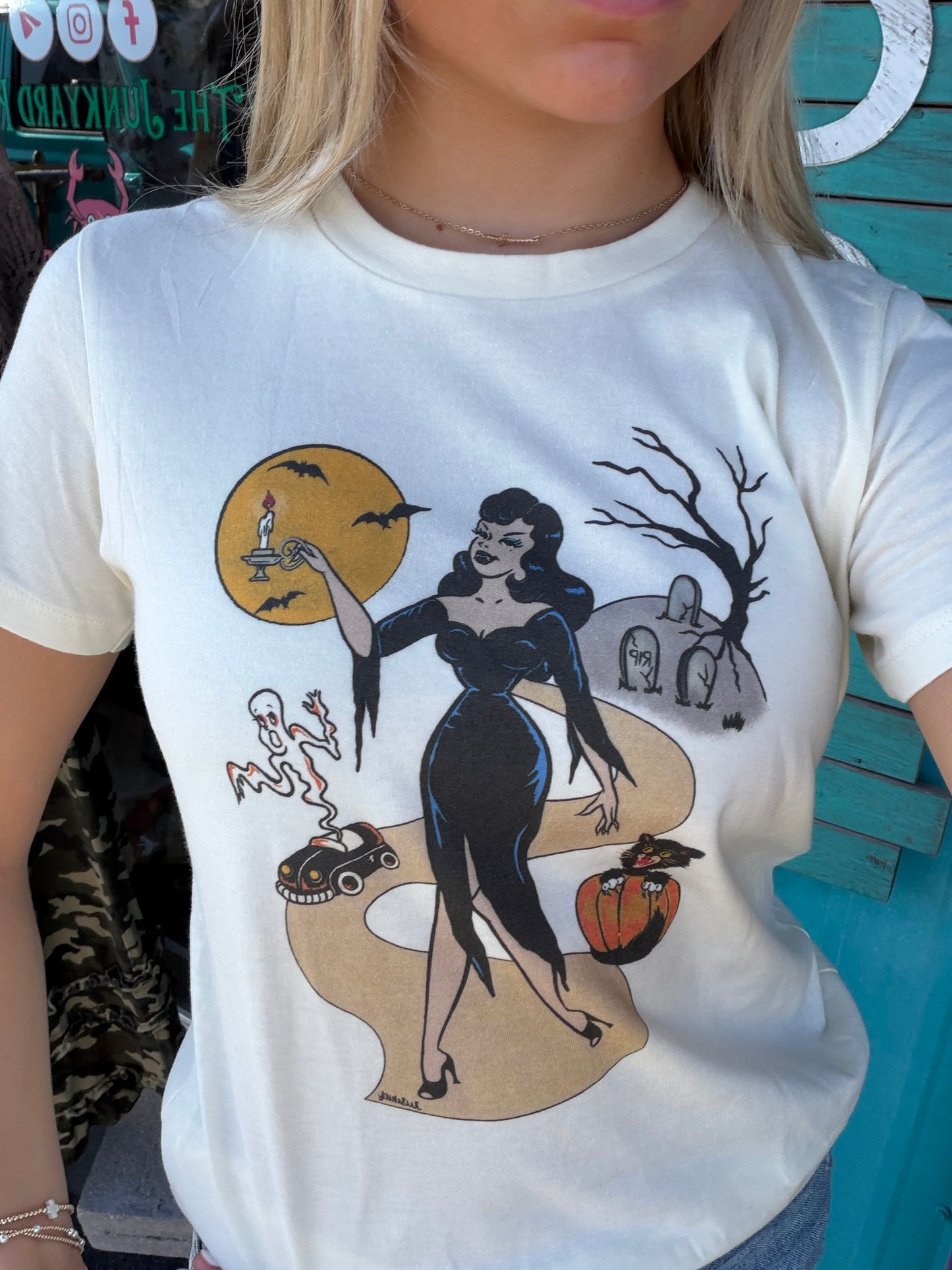 Vamp's Night Out Fitted Tee in Ivory