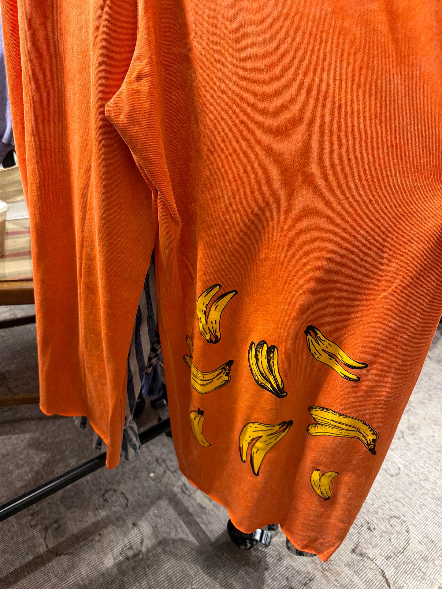 NEAON ORANGE TIGER WITH BANANA PANT